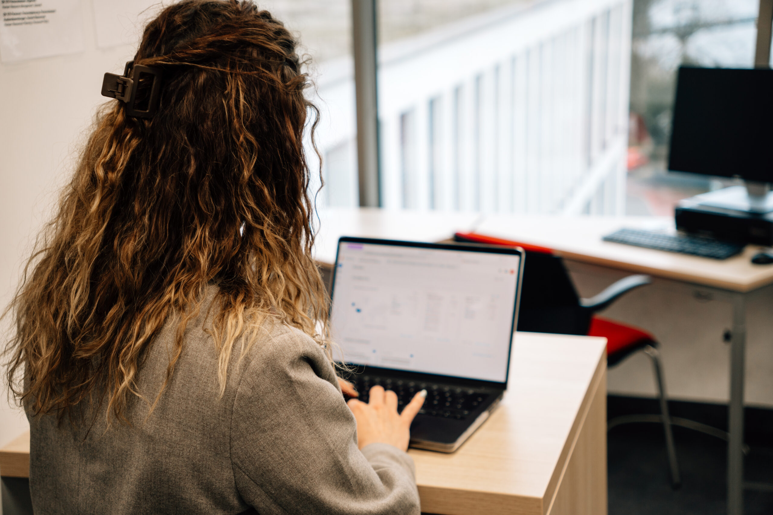 Warum ehrlicher Content die Kunden anzieht, die wirklich zu dir passen.